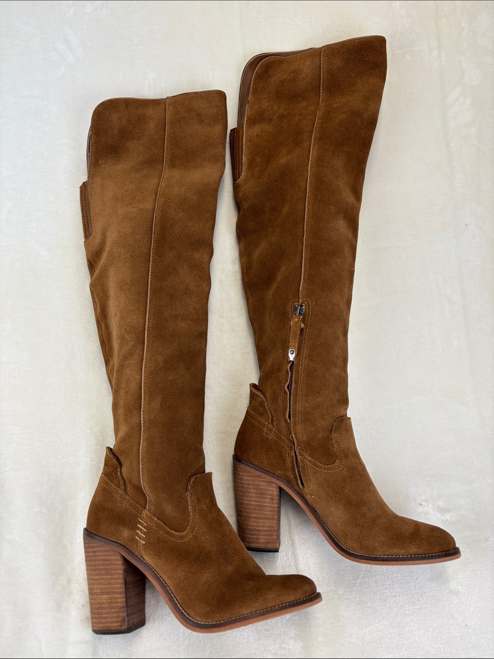 DOLCE VITA Ohanna Brown Suede Knee High Boots Size 8